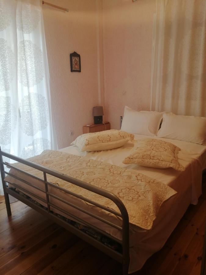 הוילה אקרטה Platanos Estate מראה חיצוני תמונה